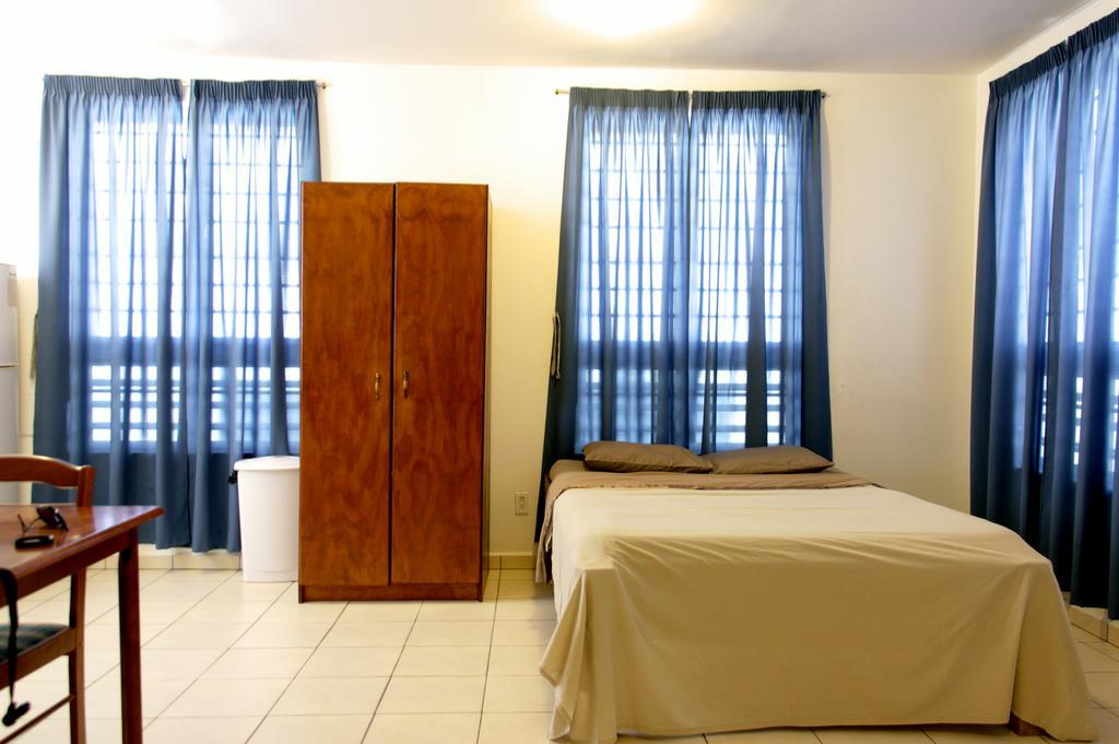 Orange Rembrandt Studio Apartments Willemstad Exterior photo